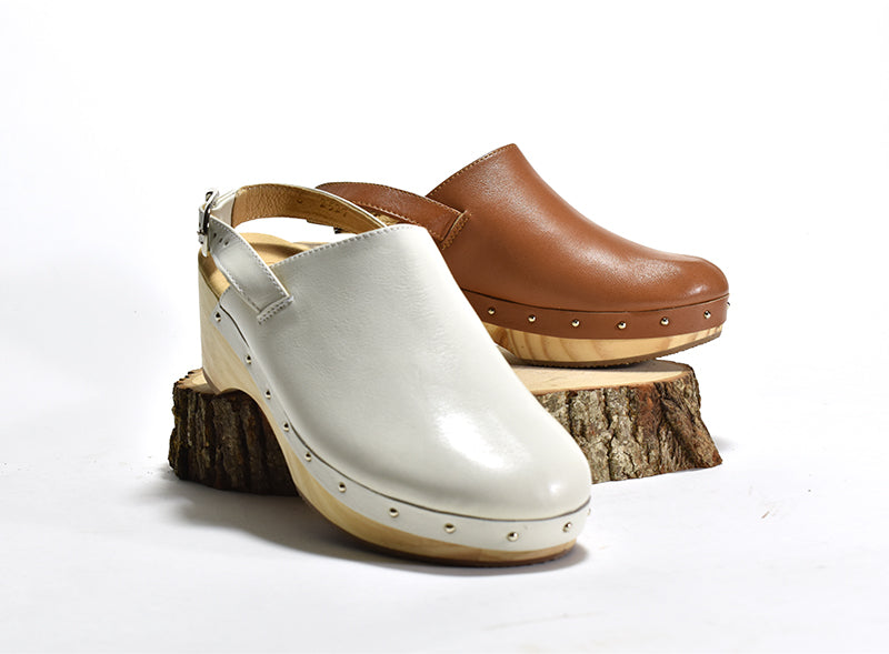 New five worlds Amy clogs size shops 7. Were $229